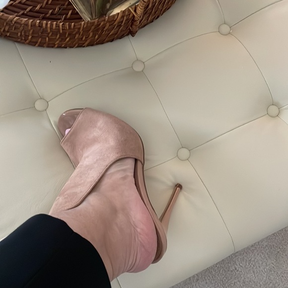 Steve Madden Mule, Size 6 - Picture 2 of 4